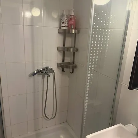 Cental Cozy Tsimiski Selanik